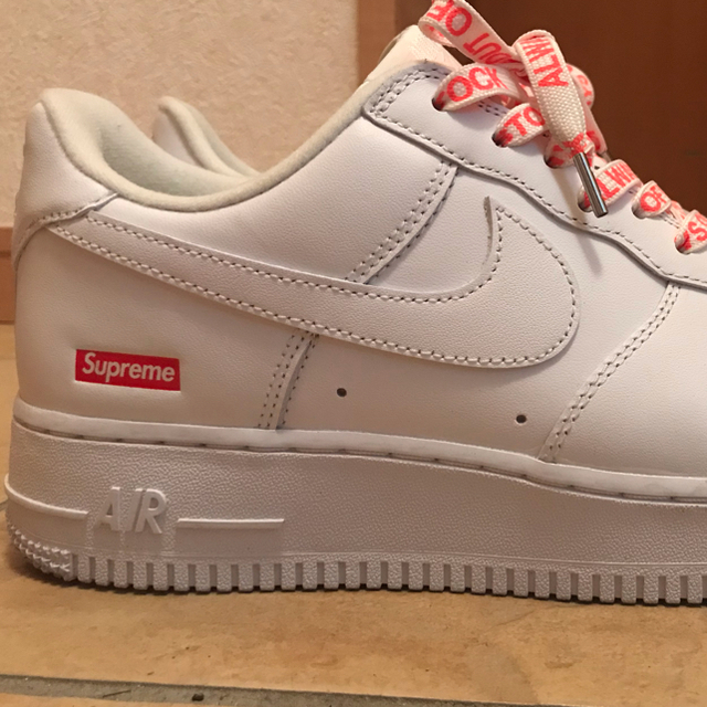 supreme NIKE AIR FORCE 1 値下げ不可