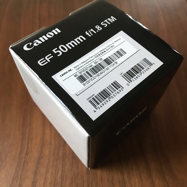 Canonキャノン 単焦点レンズ EF50mm F1.8 STM