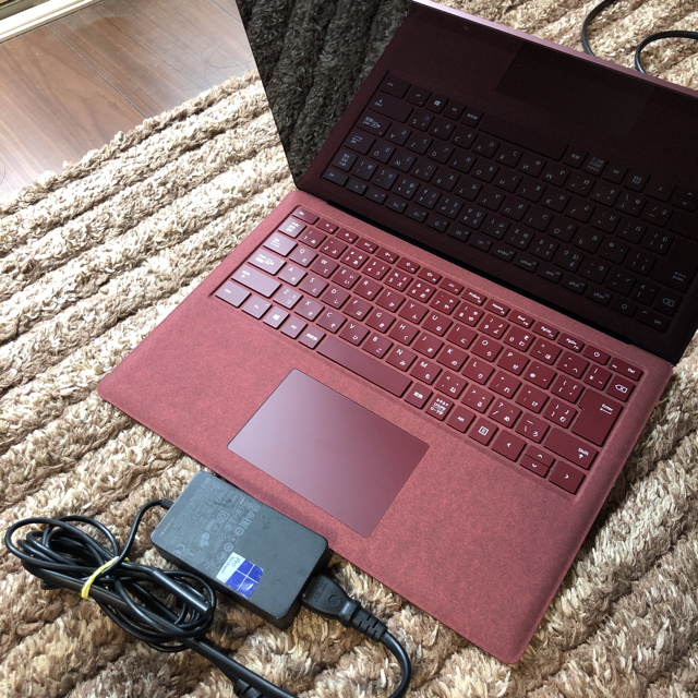 新品未使用　2021/2月まで保証期間surface laptop 2