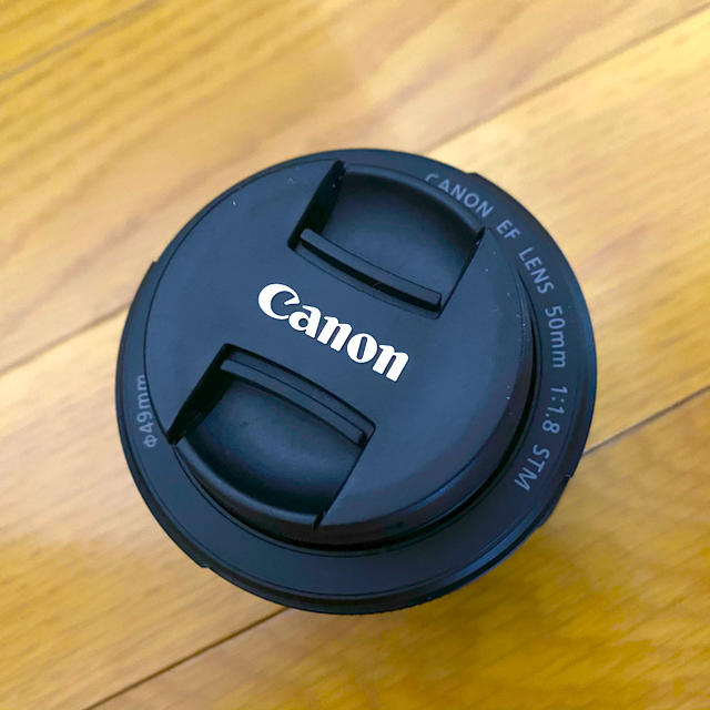 【お値下げ】canon 50mm 単焦点レンズ (プロテクター レンズフード付)