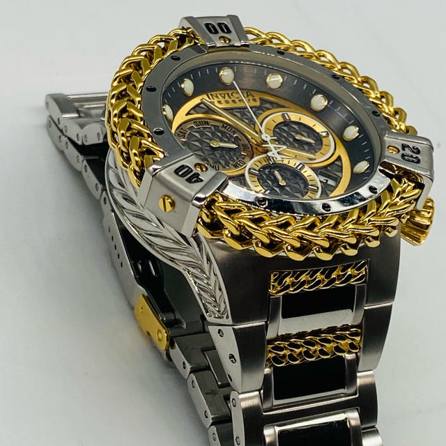 INVICTA - 【定価30万円！】☆激レア! ○デカ重! invicta 腕時計