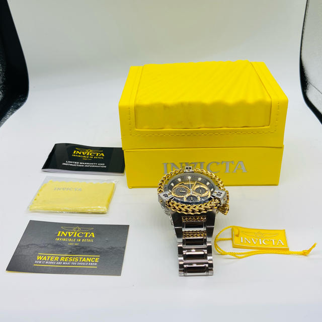 【定価30万円！】★激レア! ●デカ重! invicta 腕時計 メンズ