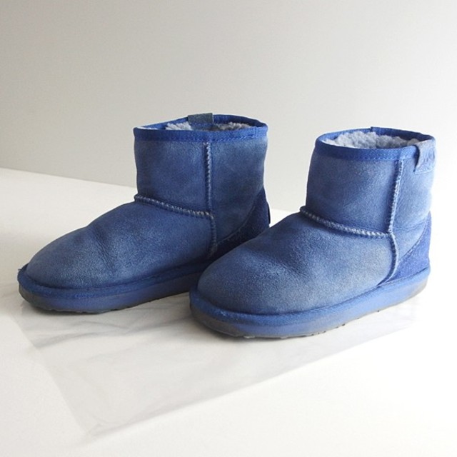 EMU(エミュー)の冬物　送料無料　*EMU*　エミュー　ムートンブーツ　２２　♪ブルー　匿名配送 レディースの靴/シューズ(ブーツ)の商品写真