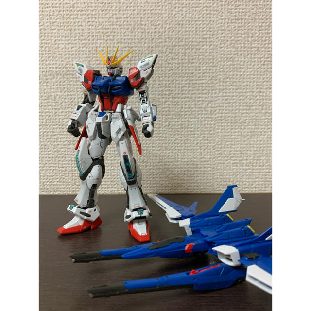 BANDAI(バンダイ)のRG 1/144 ビルドストライクガンダム 完成品 処分 エンタメ/ホビーのおもちゃ/ぬいぐるみ(模型/プラモデル)の商品写真