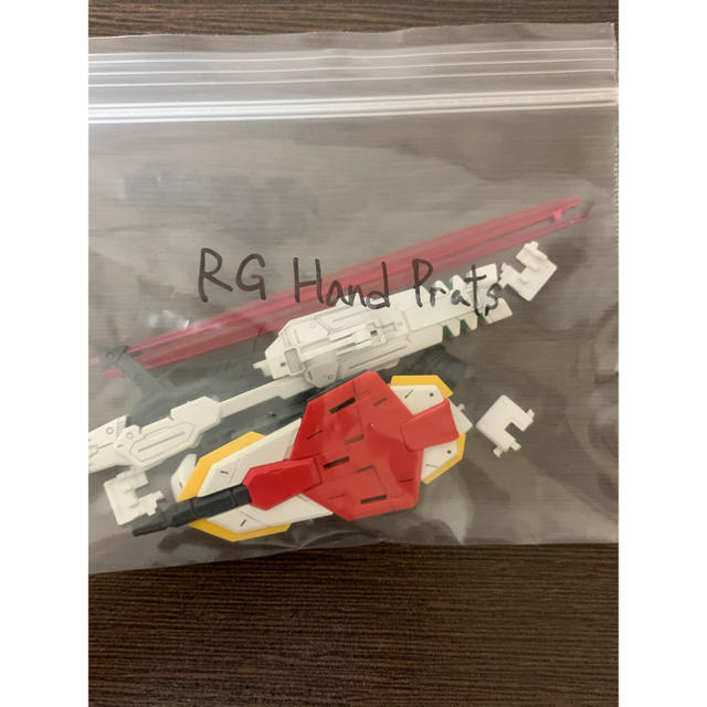 BANDAI(バンダイ)のRG 1/144 ビルドストライクガンダム 完成品 処分 エンタメ/ホビーのおもちゃ/ぬいぐるみ(模型/プラモデル)の商品写真