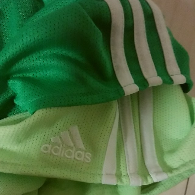 adidas(アディダス)のadidasインナーパンツ付スカート キッズ/ベビー/マタニティのキッズ服女の子用(90cm~)(スカート)の商品写真