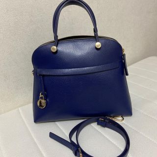 フルラ(Furla)のFURLA PIPER Mサイズ　ネイビー(ハンドバッグ)