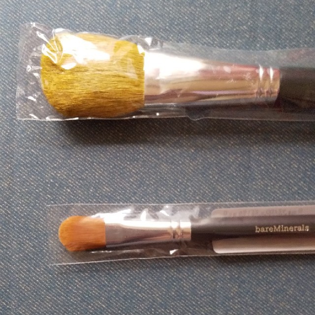 bareMinerals(ベアミネラル)のbearMinerals フェイス&コンシーラーブラシ コスメ/美容のメイク道具/ケアグッズ(ブラシ・チップ)の商品写真