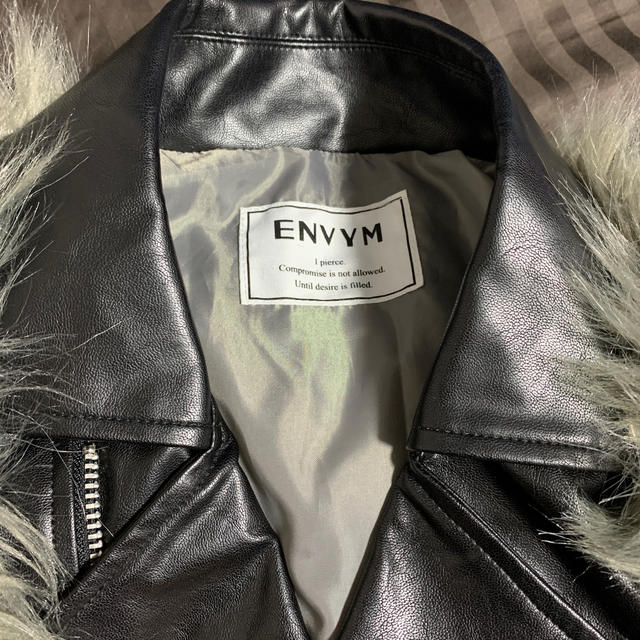 ENVYM - ファーライダースジャケットの通販 by n'shop｜アンビーならラクマ