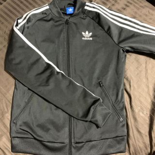 アディダス(adidas)のadidas トップス(ブルゾン)