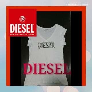 ディーゼル(DIESEL)の★最終値下げ★【美品】DIESEL  Vネック袖なし猫Tシャツ  ホワイト(Tシャツ(半袖/袖なし))