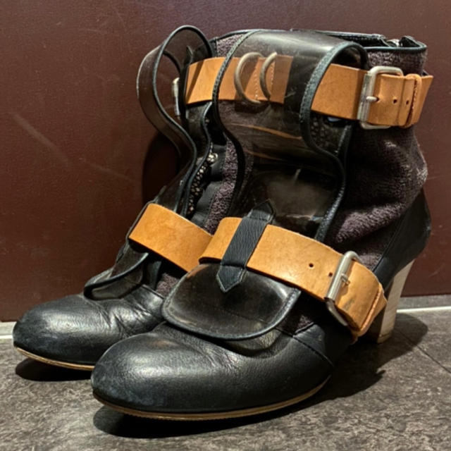 白 フリル付 Vivienne Westwood☆ボンテージブーツ23.5cm - 通販