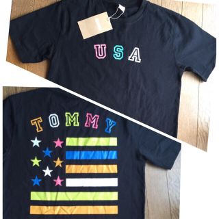 トミー(TOMMY)のタグ付き新品！両面ロゴT！定価5400円(Tシャツ/カットソー(半袖/袖なし))