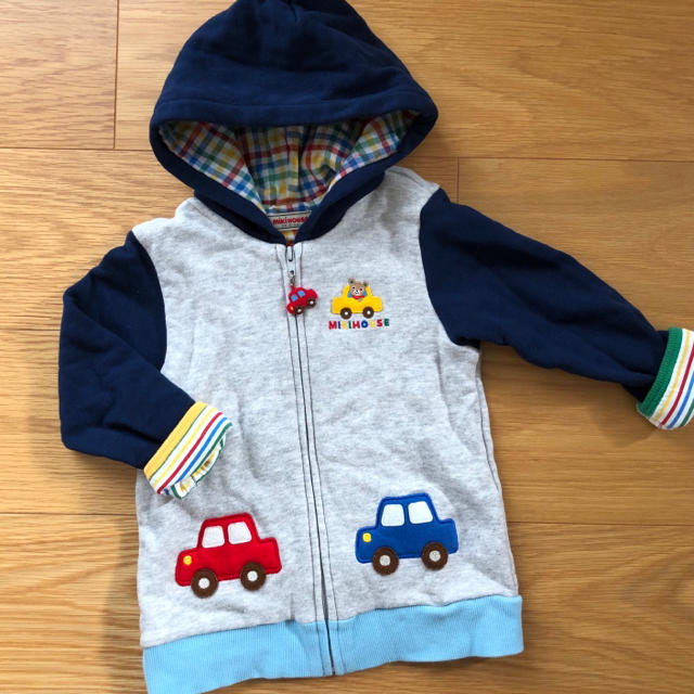 mikihouse(ミキハウス)のミキハウス⭐︎プッチーくんパーカー　100 キッズ/ベビー/マタニティのキッズ服男の子用(90cm~)(ジャケット/上着)の商品写真