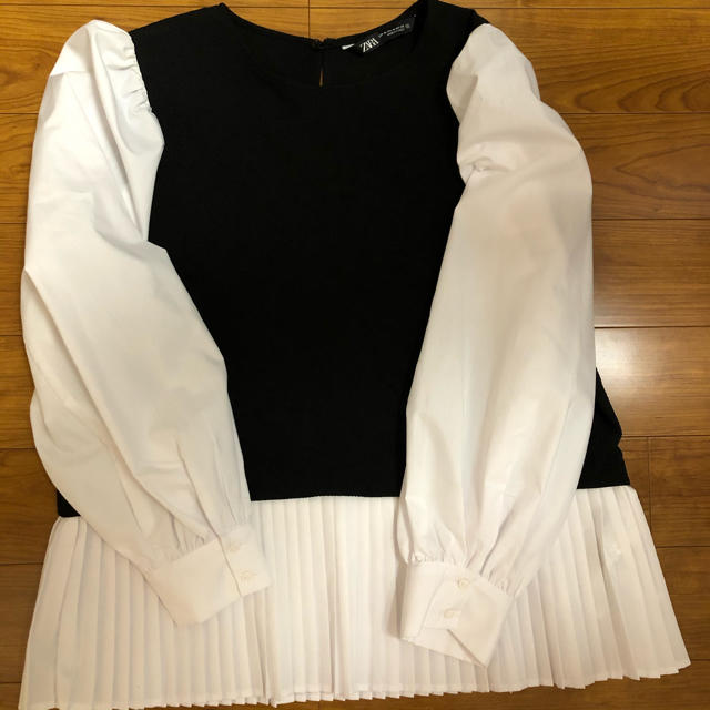 【希少】今季　ZARA コントラストトップス