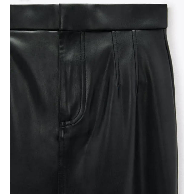 ZARA(ザラ)の【新品未使用】ZARA レザータイトスカート XS BEAMS ハイライズ レディースのスカート(ひざ丈スカート)の商品写真
