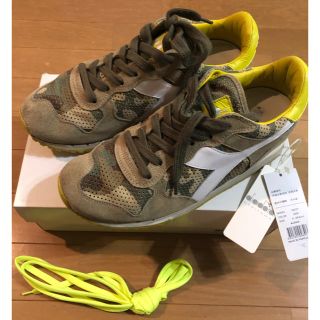 DIADORA HERITAGE EQUIPE スニーカー 迷彩 25cm