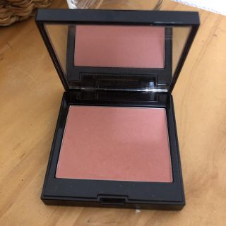 ローラメルシエ(laura mercier)のブラッシュカラーインフュージョン チャイ(チーク/フェイスブラシ)