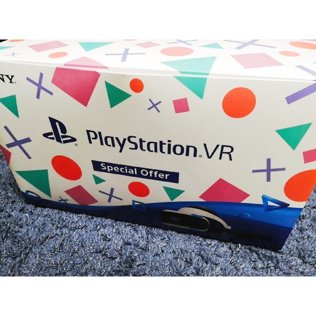 PlayStation VR(プレイステーションヴィーアール)のPlayStationVR CUHJ-16007 エンタメ/ホビーのゲームソフト/ゲーム機本体(家庭用ゲーム機本体)の商品写真