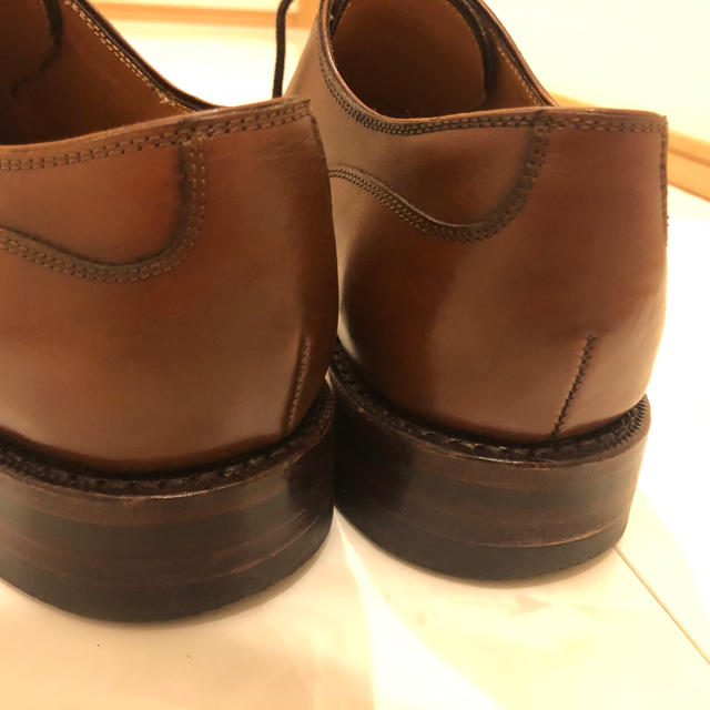 ジャランスリワヤ　Uチップ　ブラウン系　サイズ41(26cm) メンズの靴/シューズ(ドレス/ビジネス)の商品写真
