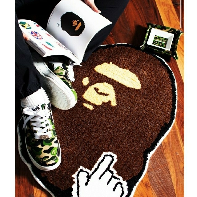 Supreme(シュプリーム)の激レア A BATHING APE APE HEAD RUG MAT  インテリア/住まい/日用品のラグ/カーペット/マット(ラグ)の商品写真