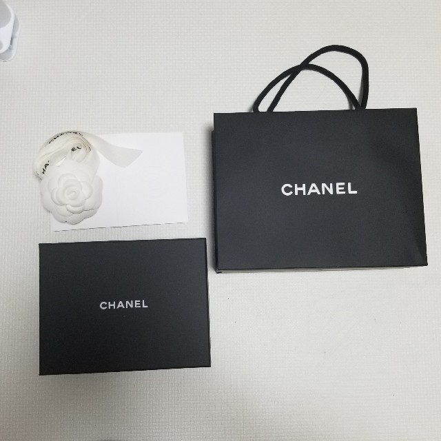 CHANEL(シャネル)のCHANEL ショップ袋 箱 シャネル レディースのバッグ(ショップ袋)の商品写真