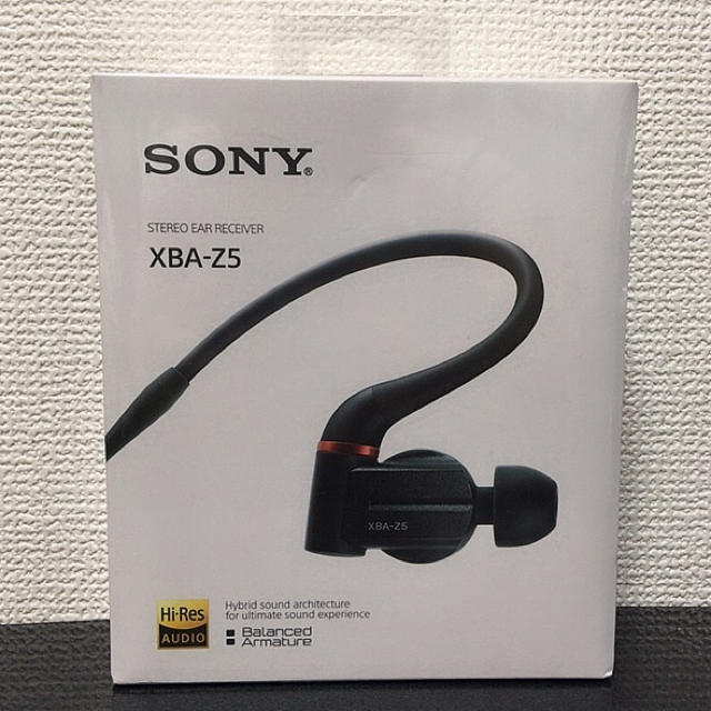 SONY(ソニー)の新品未開封　SONY ソニー XBA-Z5 イヤフォン スマホ/家電/カメラのオーディオ機器(ヘッドフォン/イヤフォン)の商品写真