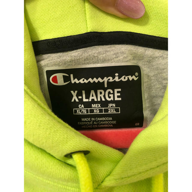 Champion(チャンピオン)のチャンピオン パーカーオーバーサイズXL メンズのトップス(パーカー)の商品写真