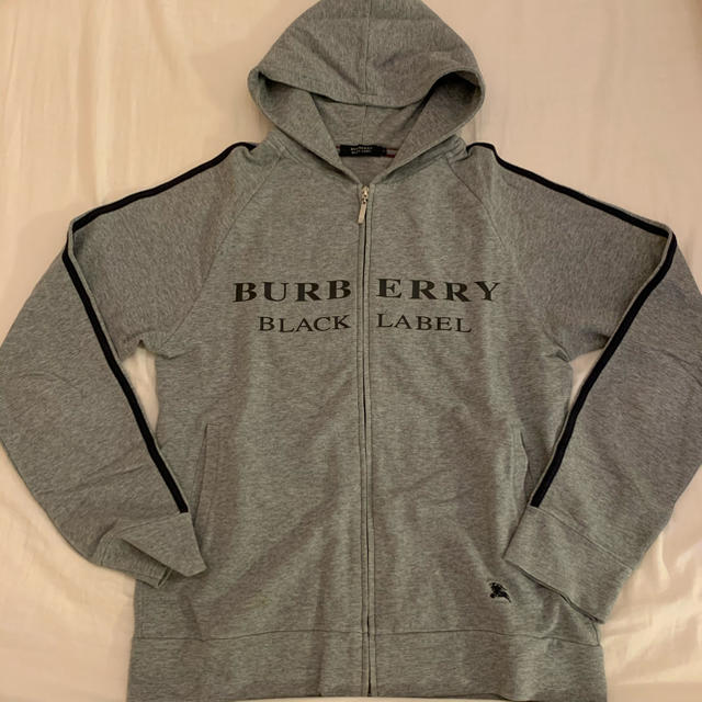 BURBERRY BLACK LABEL(バーバリーブラックレーベル)のバーバリー　パーカー メンズのトップス(パーカー)の商品写真