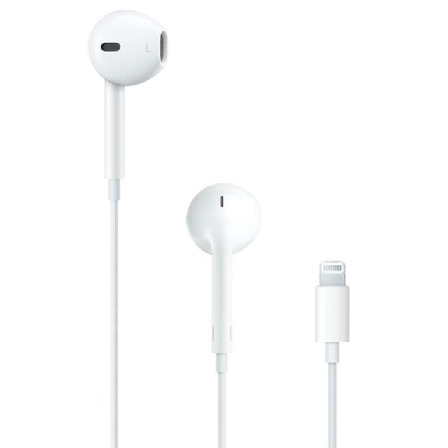 Apple(アップル)のApple アップル イヤホン EarPods イヤーポッズ 純正 スマホ/家電/カメラのオーディオ機器(ヘッドフォン/イヤフォン)の商品写真
