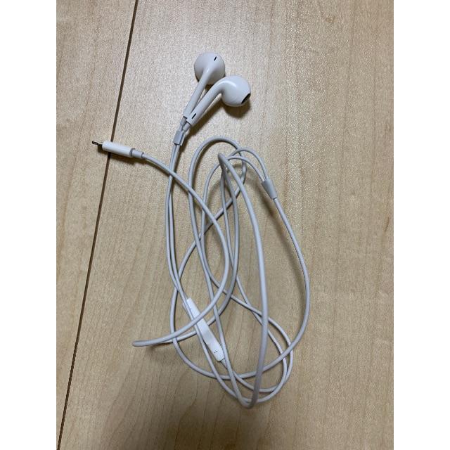 Apple(アップル)のApple アップル イヤホン EarPods イヤーポッズ 純正 スマホ/家電/カメラのオーディオ機器(ヘッドフォン/イヤフォン)の商品写真