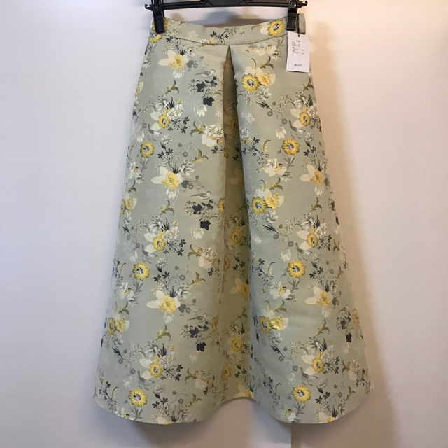 新品 seventen by miho kawahito スカート レディースのスカート(ロングスカート)の商品写真