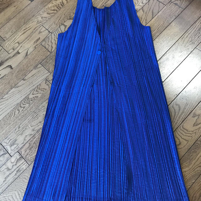 PLEATS PLEASE ISSEY MIYAKE - プリーツプリーズ・イッセイミヤケ