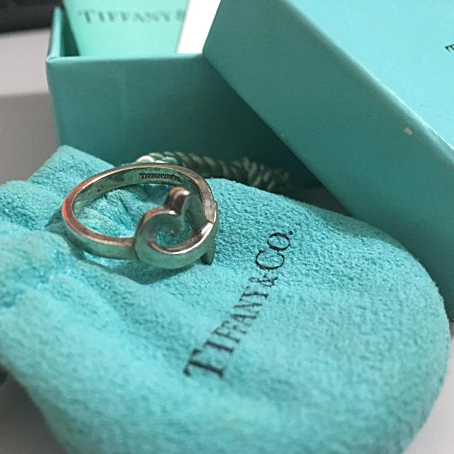 Tiffany & Co.(ティファニー)の【値下げ】ラビングハートリング10号 レディースのアクセサリー(リング(指輪))の商品写真