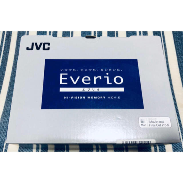 KENWOOD(ケンウッド)のJVC Everio GZ-E109-S  ビデオカメラ スマホ/家電/カメラのカメラ(ビデオカメラ)の商品写真