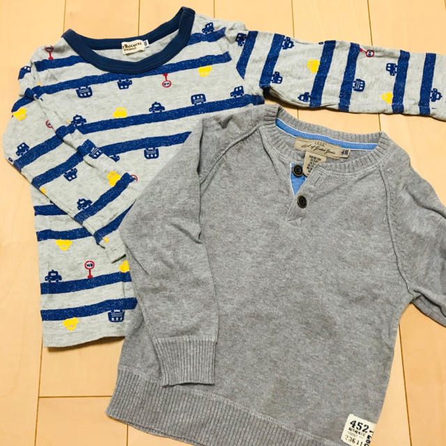 H&M(エイチアンドエム)の100サイズ　長袖2枚セット キッズ/ベビー/マタニティのキッズ服男の子用(90cm~)(Tシャツ/カットソー)の商品写真