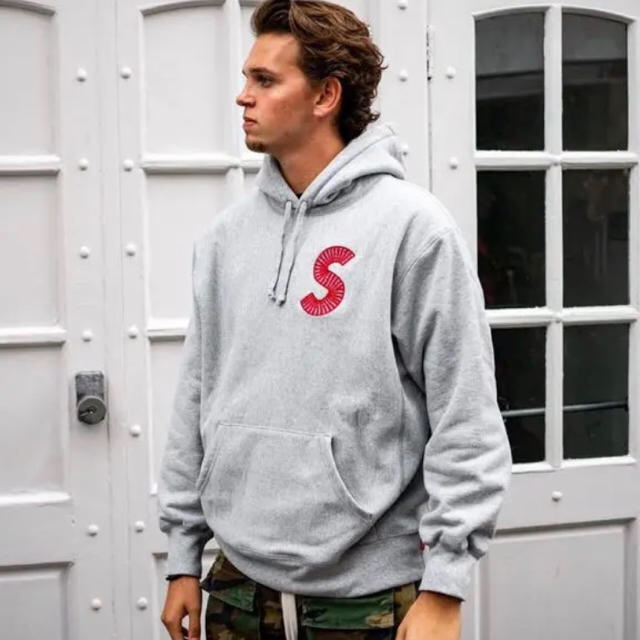 本日限定価格　Supreme S logo Hooded パーカー　グレー　M