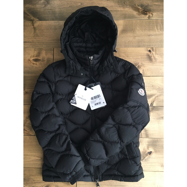 MONCLER(モンクレール)のモンクレール　MORANDIERES 国内正規品　サイズ0 メンズのジャケット/アウター(ダウンジャケット)の商品写真