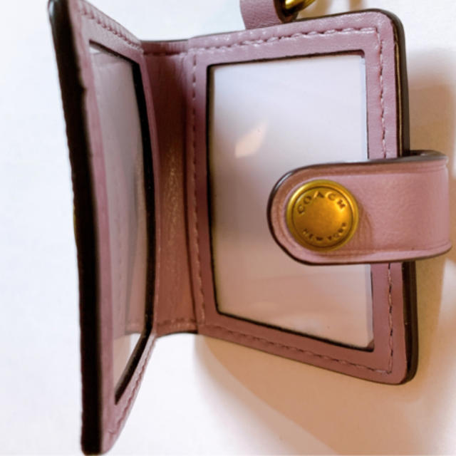 国産正規店 COACH - 新品♡coach フォトフレーム キーホルダーチャーム キーリングの通販 by eeeeem's コメントお待ちしております⭐︎|コーチならラクマ 高品質安い