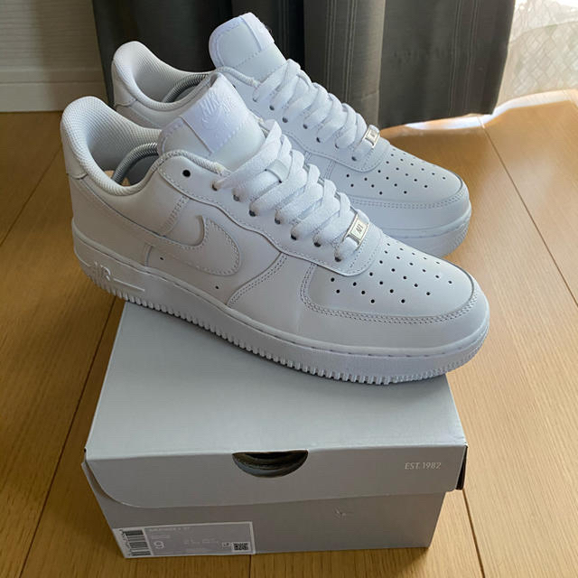 NIKE(ナイキ)のNike air force1  27 メンズの靴/シューズ(スニーカー)の商品写真