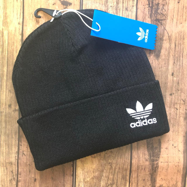 adidas(アディダス)の新品 adidas アディダス ADICOLOR リブドカフ ビーニー 黒 L レディースの帽子(ニット帽/ビーニー)の商品写真