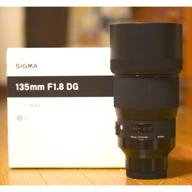 SIGMA(シグマ)のシグマ135mm f1.8 Art ソニーEマウント スマホ/家電/カメラのカメラ(レンズ(単焦点))の商品写真