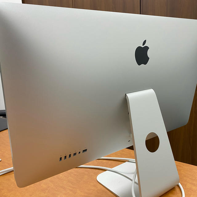 Apple(アップル)の【中古】Apple Thunderbolt Display2013 スマホ/家電/カメラのPC/タブレット(ディスプレイ)の商品写真