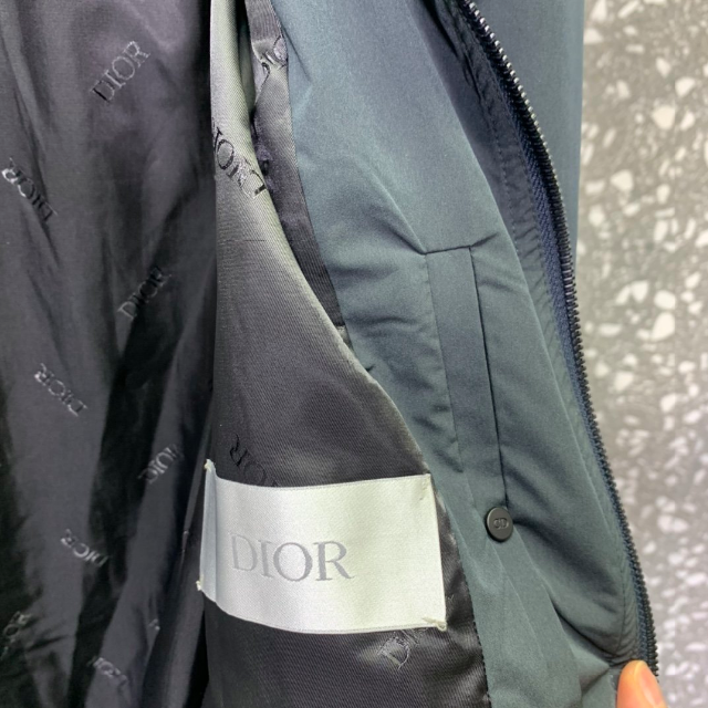 Dior(ディオール)の DIOR AND SHAWN　ロゴ　フード付き　ブルゾン　ジャケット メンズのジャケット/アウター(ブルゾン)の商品写真