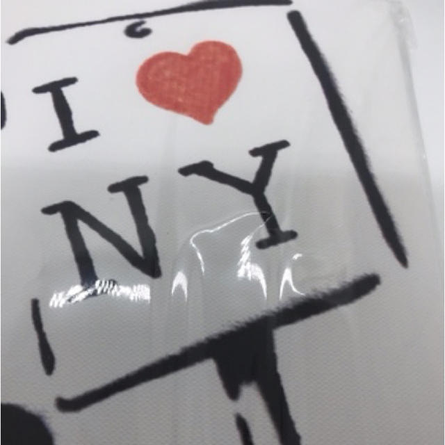 バンクシー　I Love New York 木枠付き　絵画 エンタメ/ホビーの美術品/アンティーク(絵画/タペストリー)の商品写真