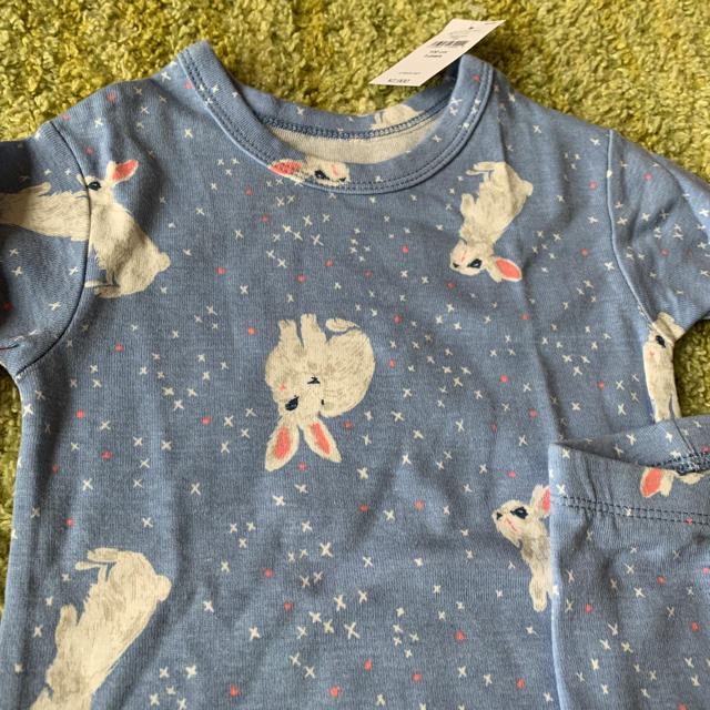 babyGAP(ベビーギャップ)の新品　ベビーgap  パジャマ　100 キッズ/ベビー/マタニティのキッズ服女の子用(90cm~)(パジャマ)の商品写真