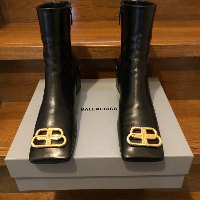 新品・未使用品】◇BALENCIAGA◇グリッターショートブーツ 36 直販最