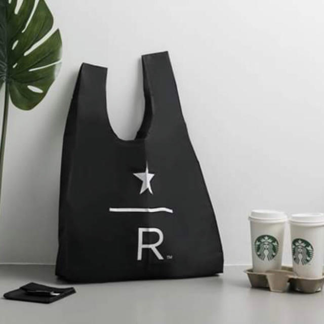 Starbucks Coffee(スターバックスコーヒー)のA☆Y プロフ必読様 専用出品 Starbucks  スタバ エコ2個セット レディースのバッグ(エコバッグ)の商品写真