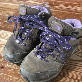 ザノースフェイス(THE NORTH FACE)のthe  north  face トレッキングシューズ　18.5cm(アウトドアシューズ)