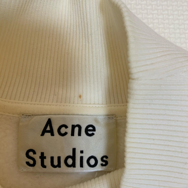 ACNE(アクネ)のアクネ　スウェット レディースのトップス(トレーナー/スウェット)の商品写真